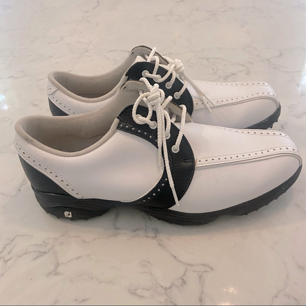 Boys FootJoy Golf Shoes Size 7 1/2